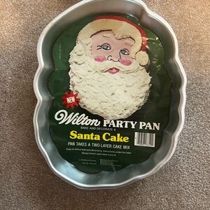 1979 vintage Wilton cake pan Santa